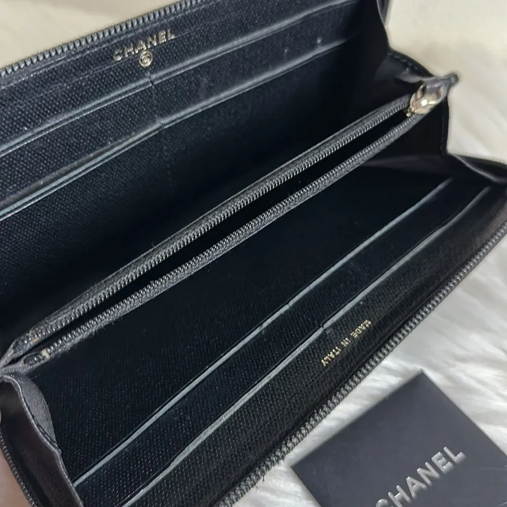 💯Authentic Chanel Leather Zipped Around Long Wallet 🍀